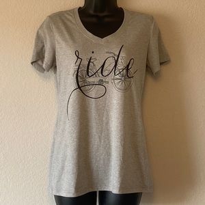NWOT Women’s t-shirt sz S